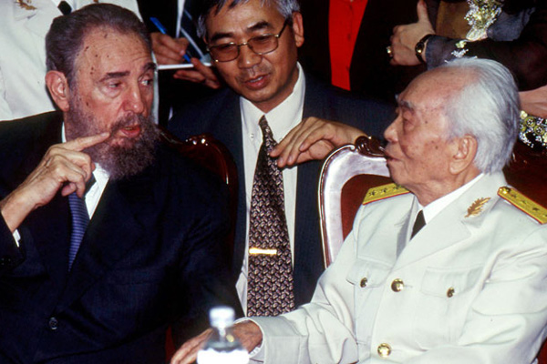 Gen. Vo Nguyen Giap, right, greets Cuban President Fidel Castro